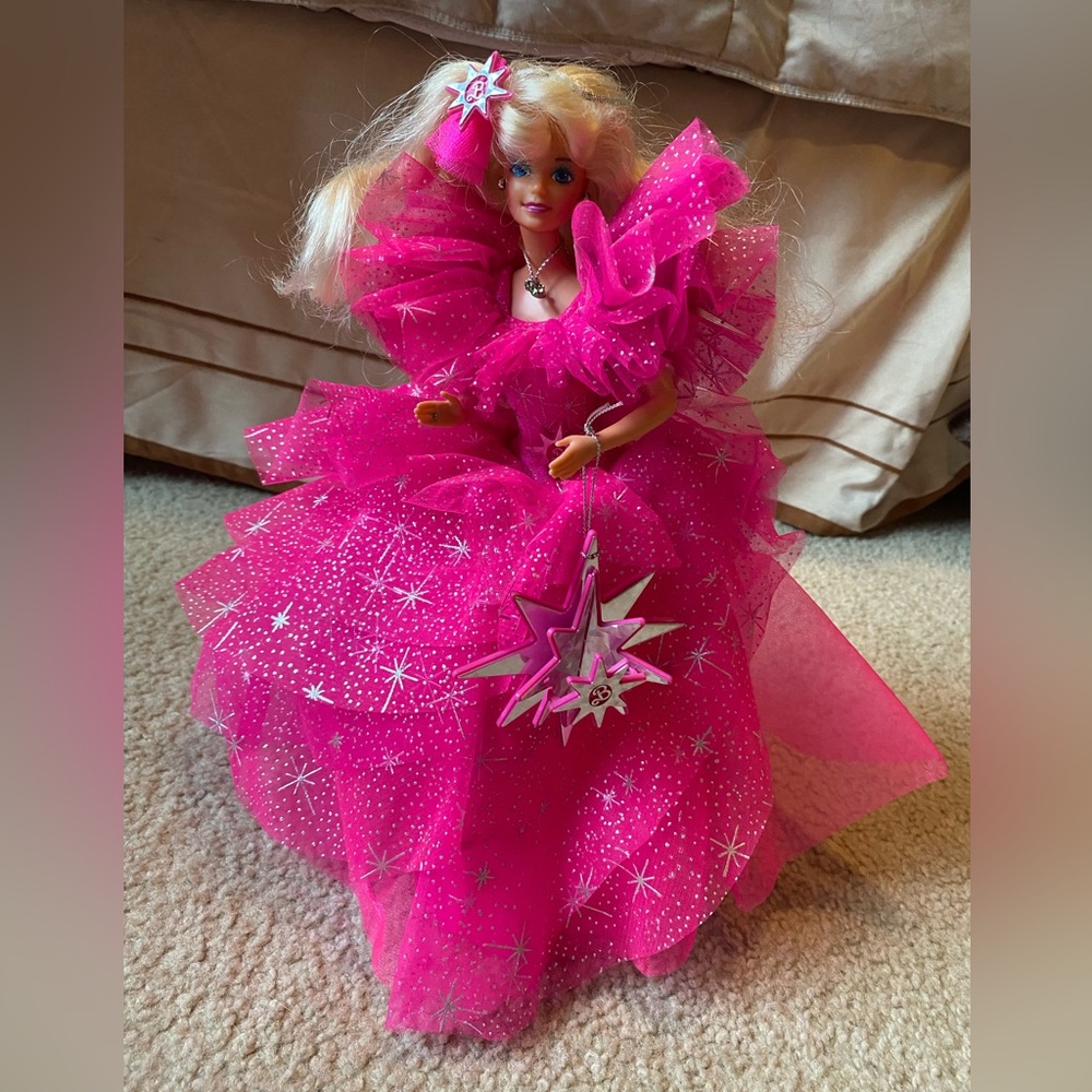 Vintage 1990 Holiday Barbie